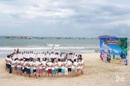 Vietnam tourism recovers strongly