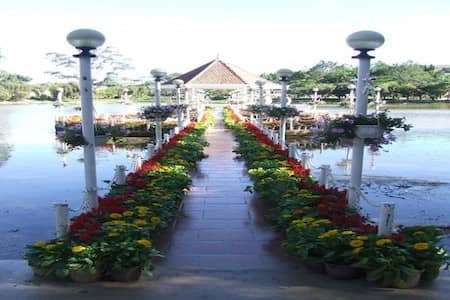 ARCHITECTURE & FAMOUS WORKS IN DALAT