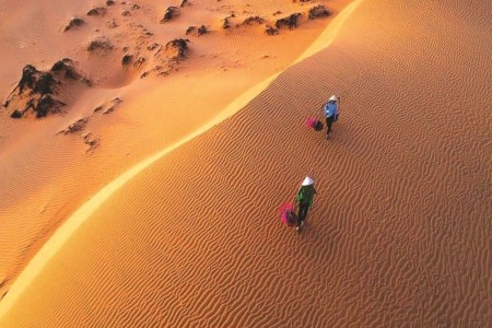 Mui Ne Sand Dunes – A Journey into Vietnam’s “Mini Desert”