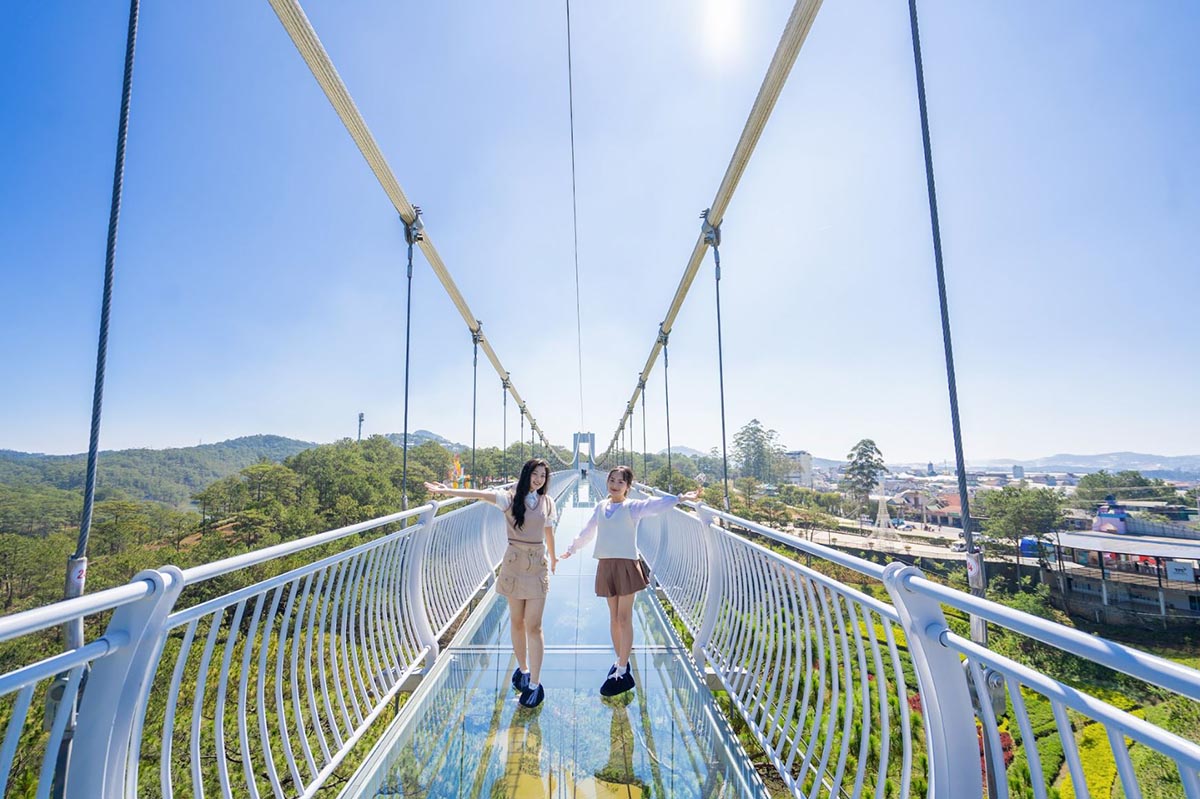 Da Lat glass bridge