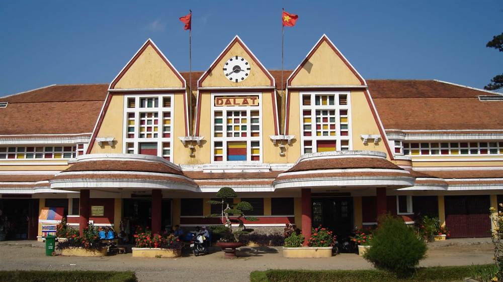 Dalat Rail Station