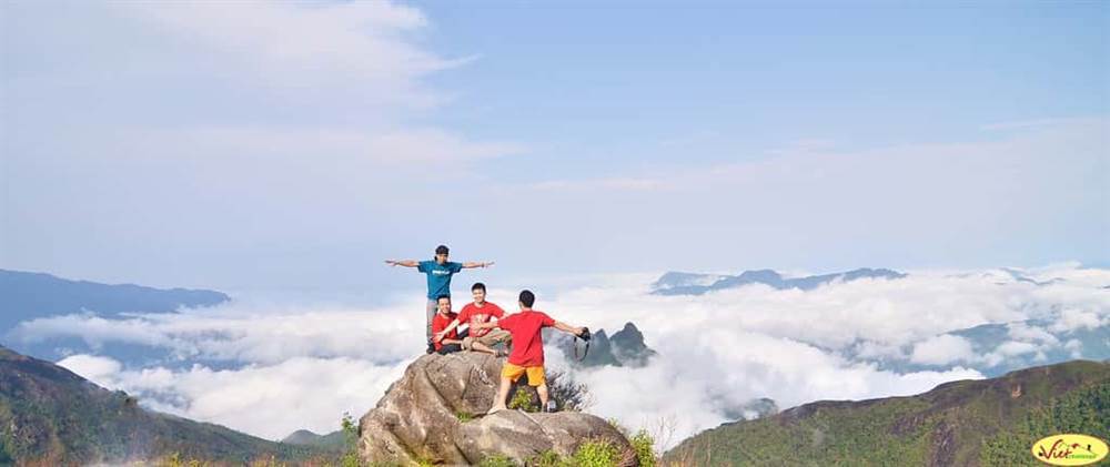 reasons to go trekking, happy trekking