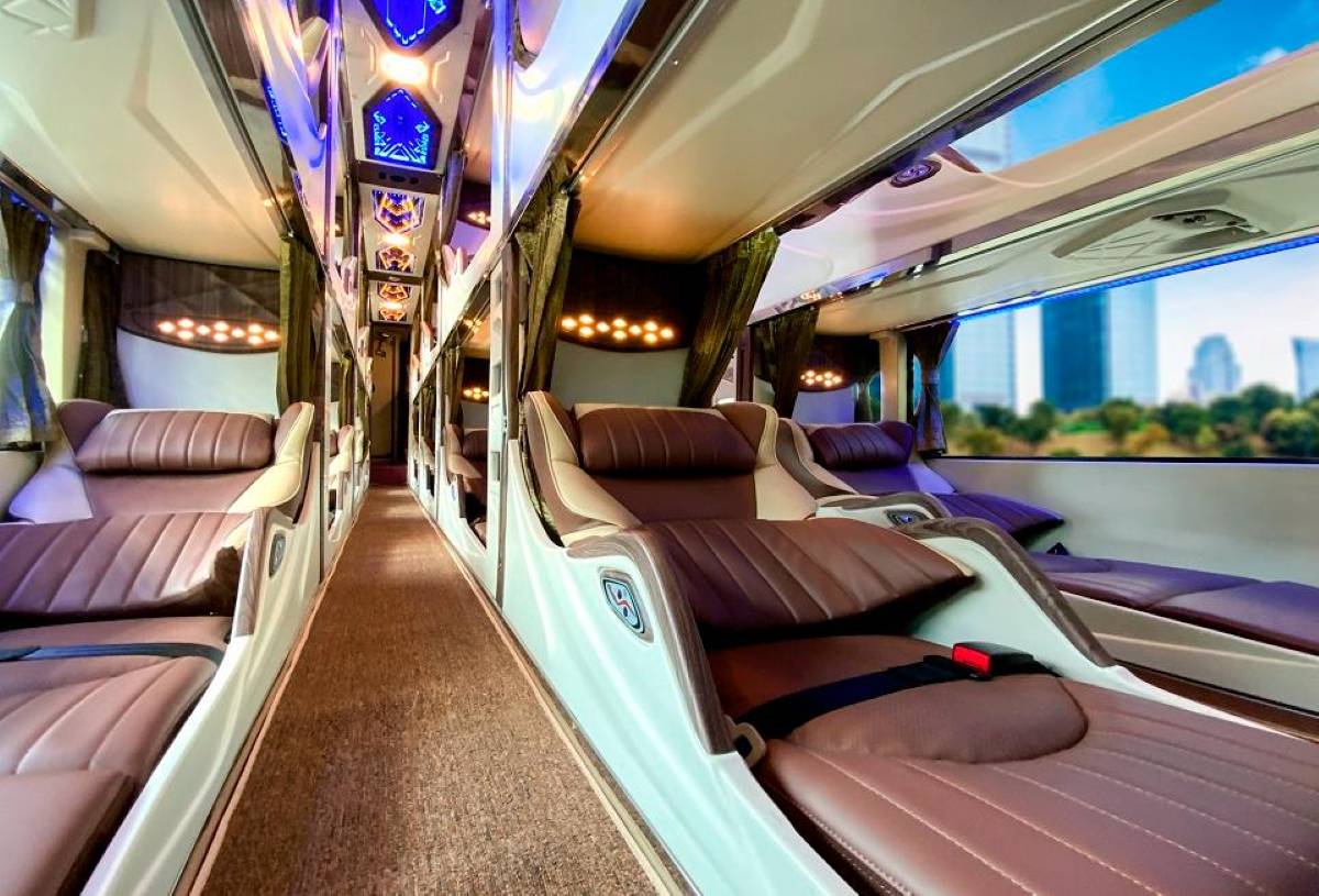 Sleeper or Standard Bus
